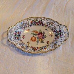2/40$ Porcelain Floral Decorative Trinket Dish with Gold Trim